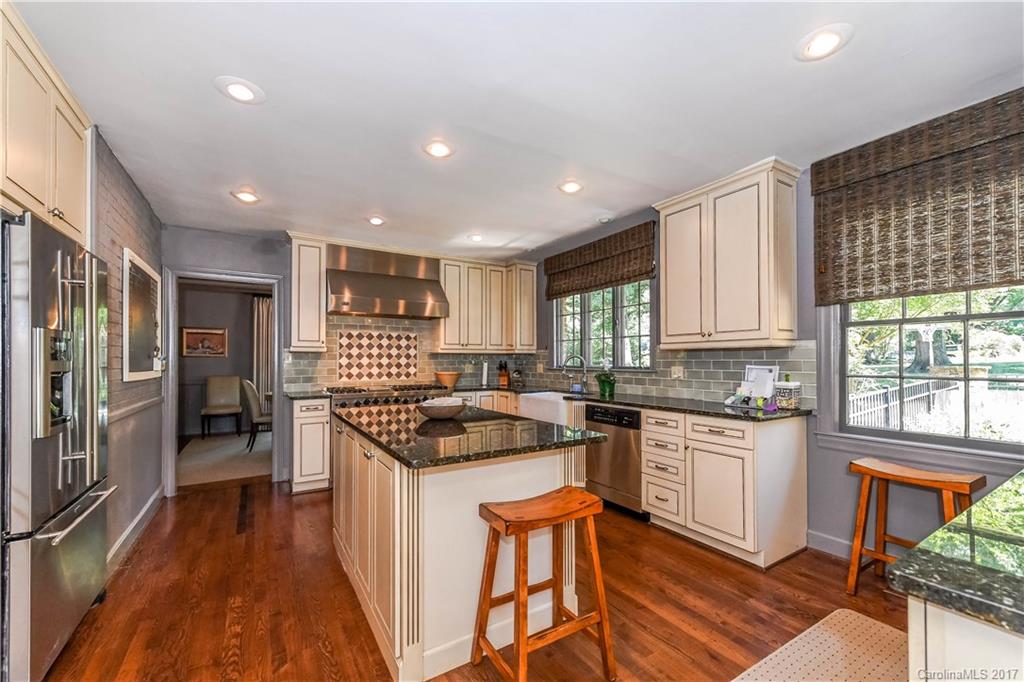 2246 Ferncliff Road Charlotte, NC 28211 - Photo 6 of 22