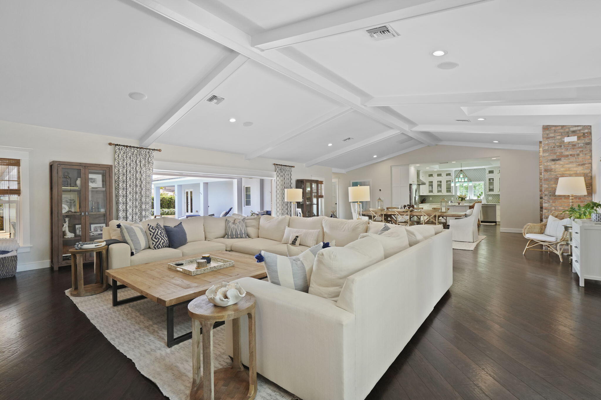 401 Miami Avenue Indialantic, FL 32903 - Photo 10 of 85 Open Living