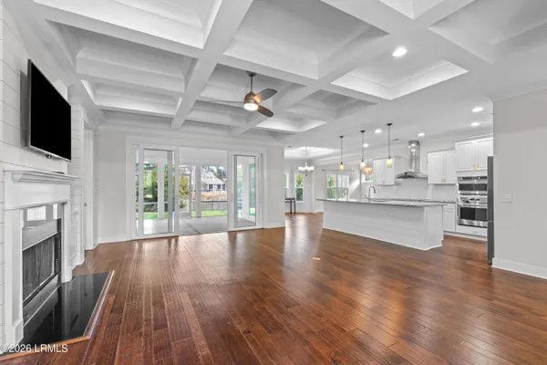 $899,900 | 21 Braemar Court, Bluffton, SC 29910