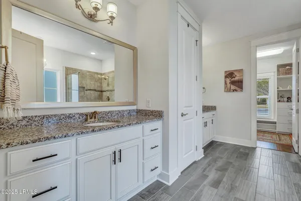 $899,900 | 21 Braemar Court, Bluffton, SC 29910