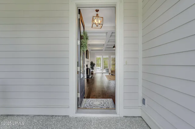 $999,900 | 21 Braemar Court, Bluffton, SC 29910