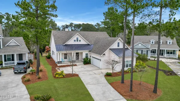 $899,900 | 21 Braemar Court, Bluffton, SC 29910