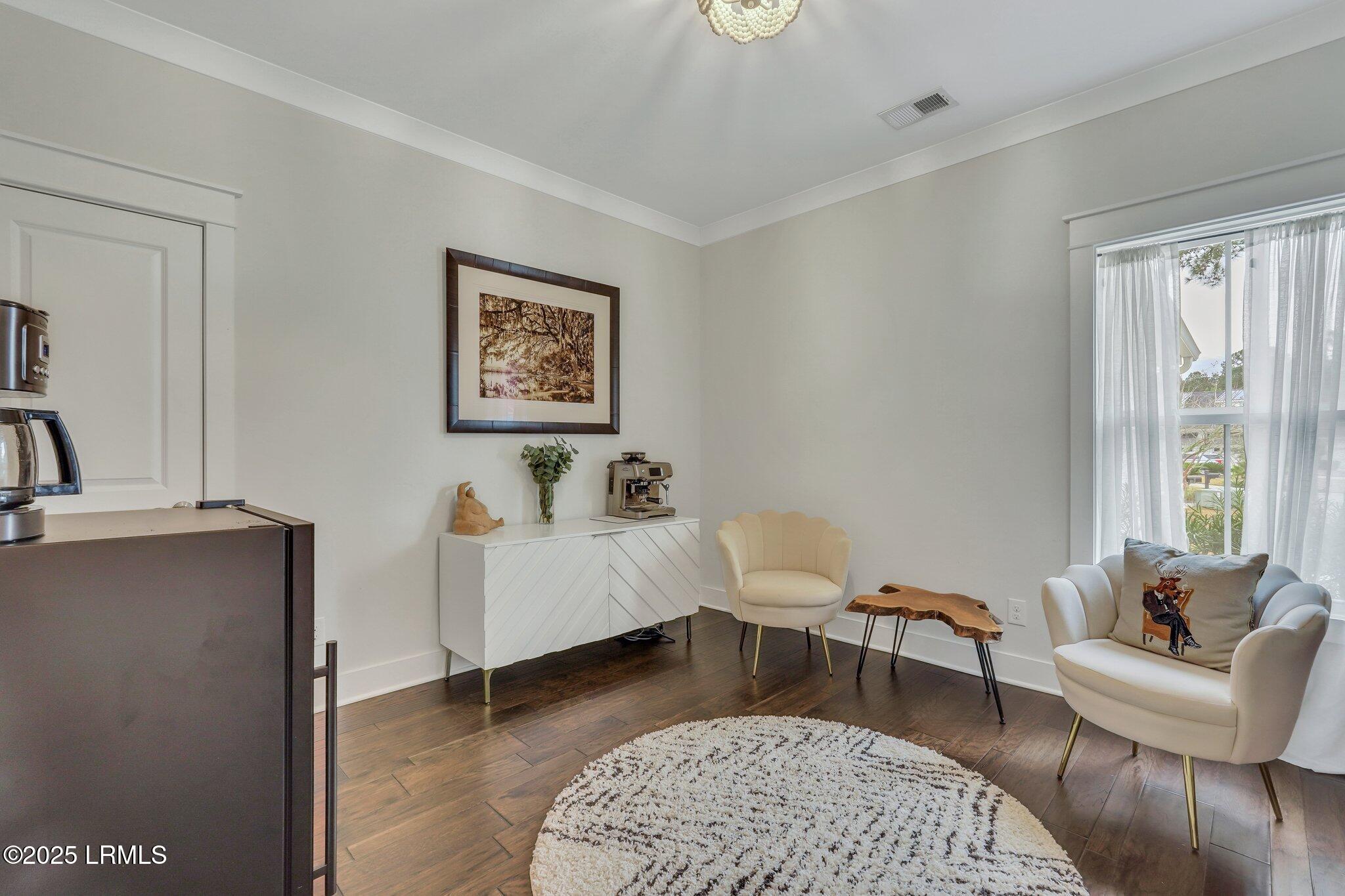 21 Braemar Court Bluffton, SC 29910 - Photo 8 of 98 21-web-or-mls-DSC08594