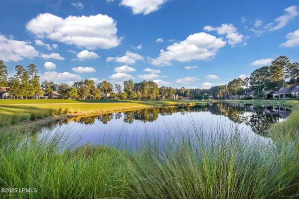 $899,900 | 21 Braemar Court, Bluffton, SC 29910