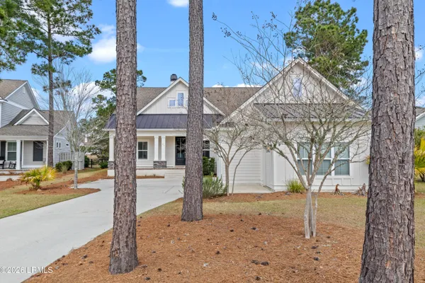 $899,900 | 21 Braemar Court, Bluffton, SC 29910