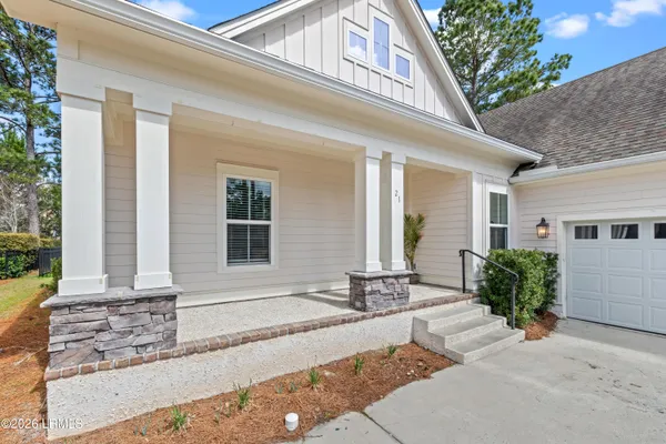 $899,900 | 21 Braemar Court, Bluffton, SC 29910