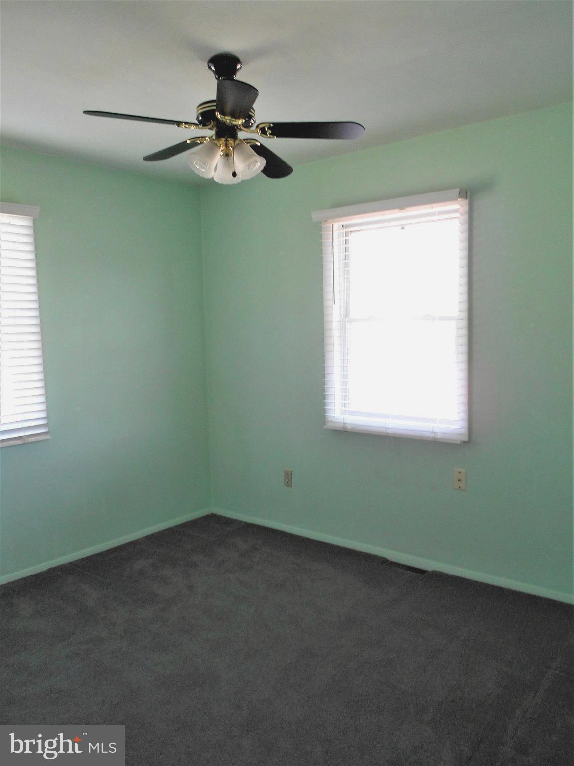 307 Chelsea Road Fairless Hills, PA 19030 - Photo 30 of 35 2nd Floor Bedroom #2 w/ceiling fan