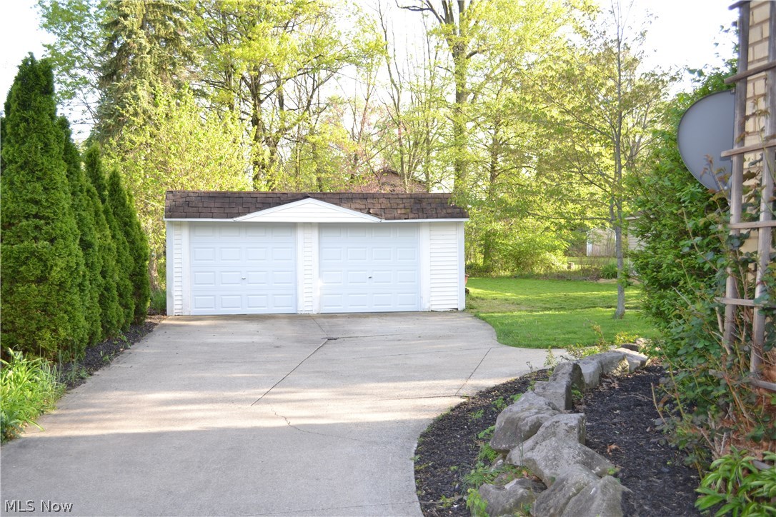 2125 Lorimer Road Cleveland, OH 44134 - Photo 4 of 18 Brand new garage doors added to 2 car garage in 2017.