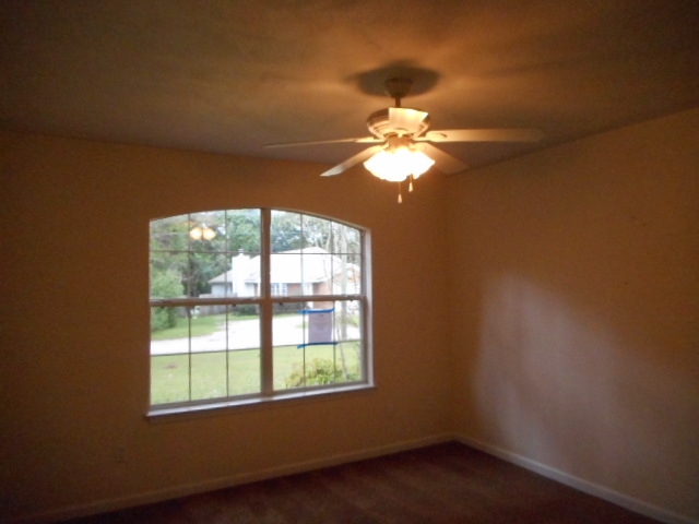 27 Nelson Road Crawfordville, FL 32327 - Photo 5 of 17 Gallery Image 5