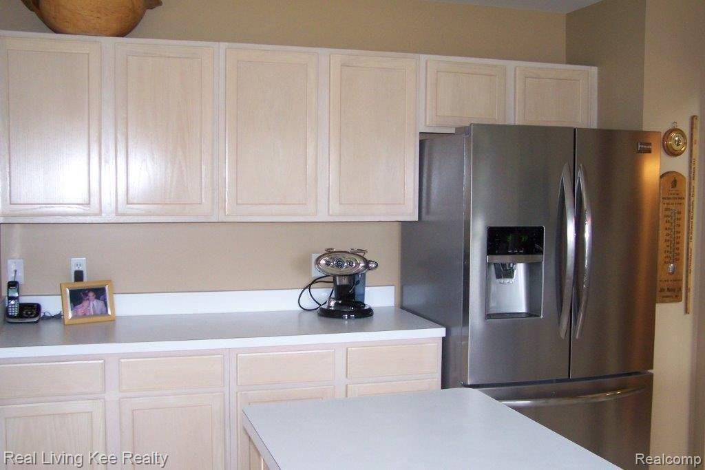 3662 Briarbrooke Lane Rochester, MI 48306 - Photo 8 of 20 006.jpg