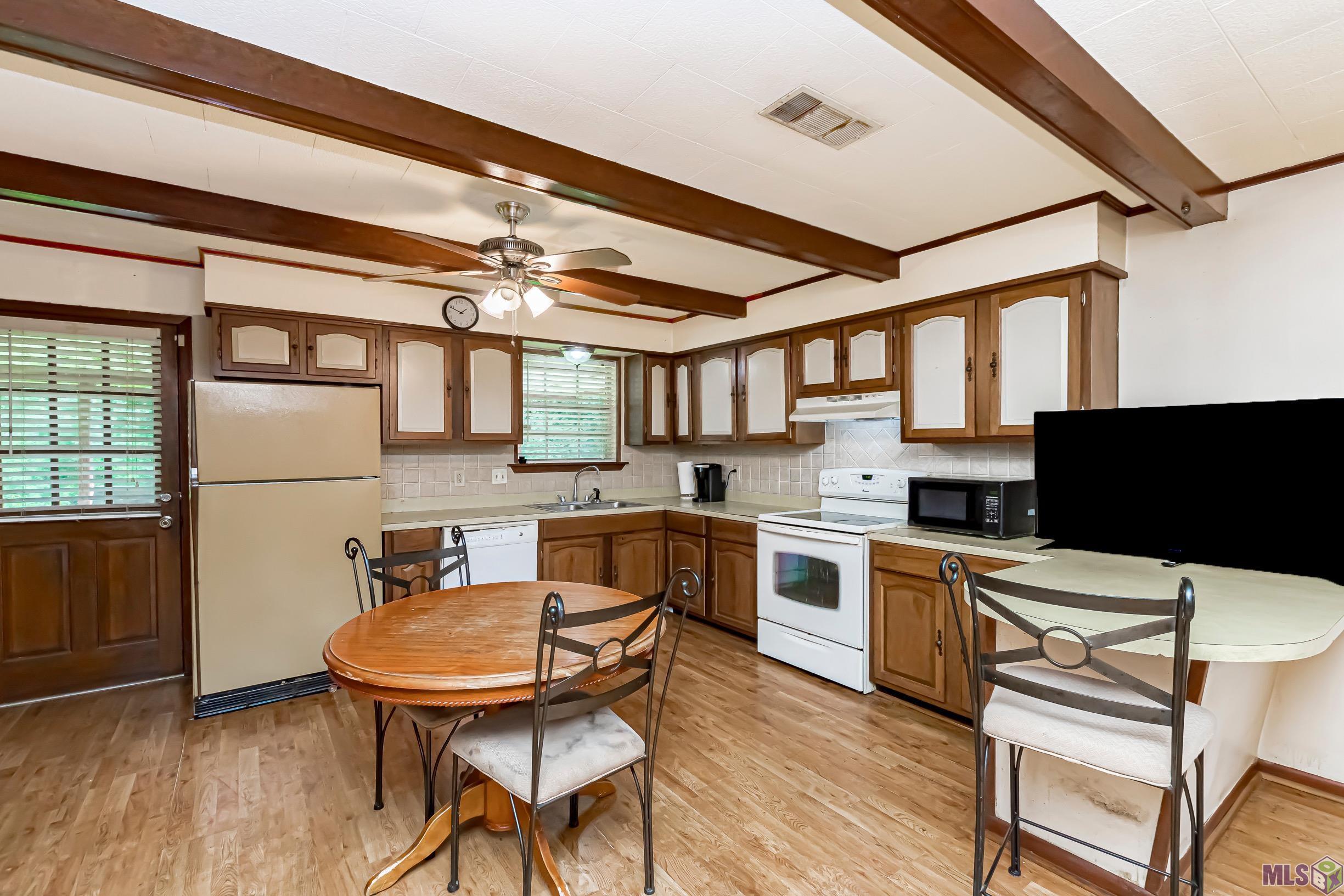 14004 Rampart Court Baton Rouge, LA 70810 - Photo 2 of 10 Gallery Image 2