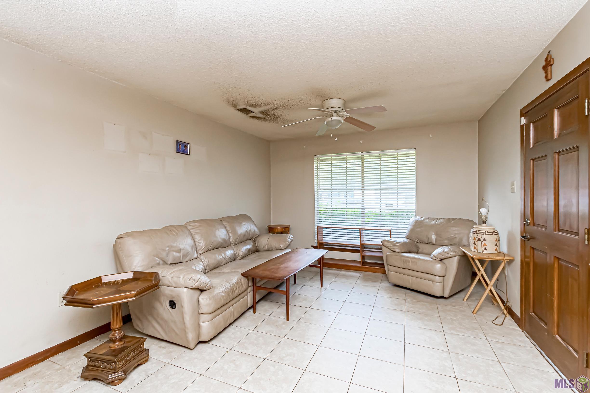 14004 Rampart Court Baton Rouge, LA 70810 - Photo 4 of 10 Gallery Image 4