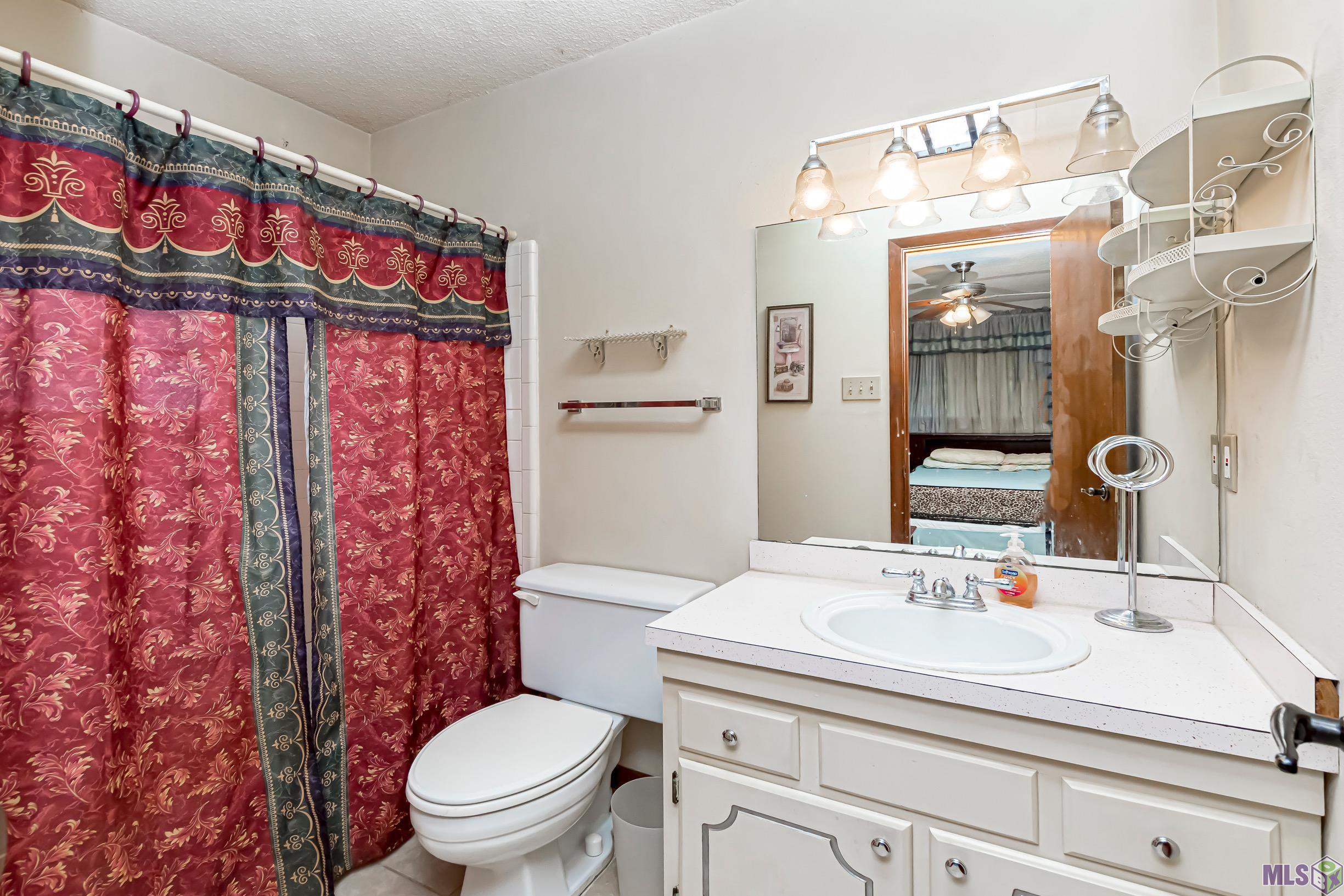 14004 Rampart Court Baton Rouge, LA 70810 - Photo 9 of 10 Gallery Image 9