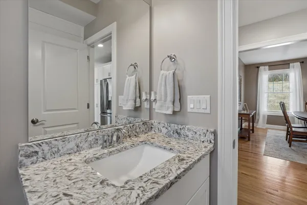 $925,000 | 27 Scenic Drive, Manchester, NH 03104