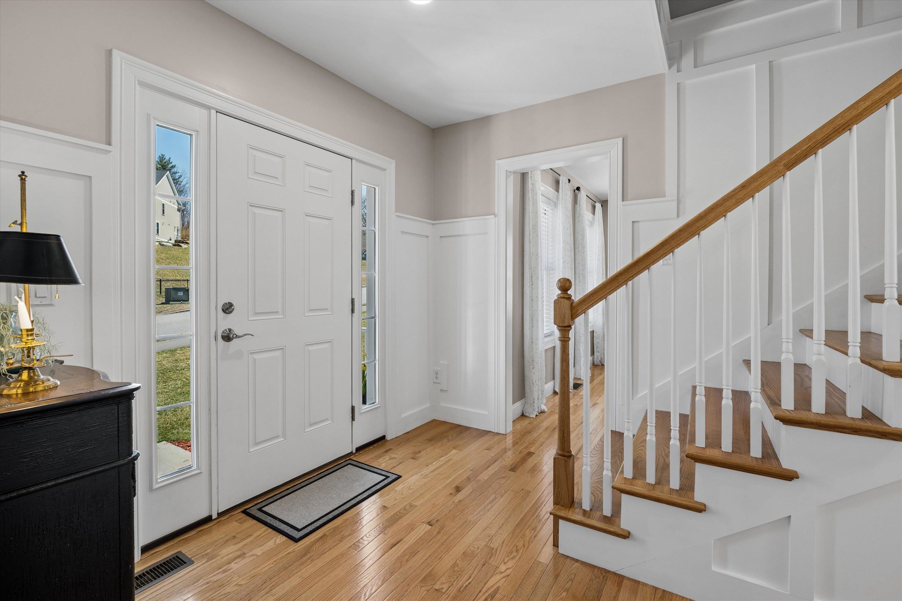 27 Scenic Drive Manchester, NH 03104 - Photo 19 of 47
