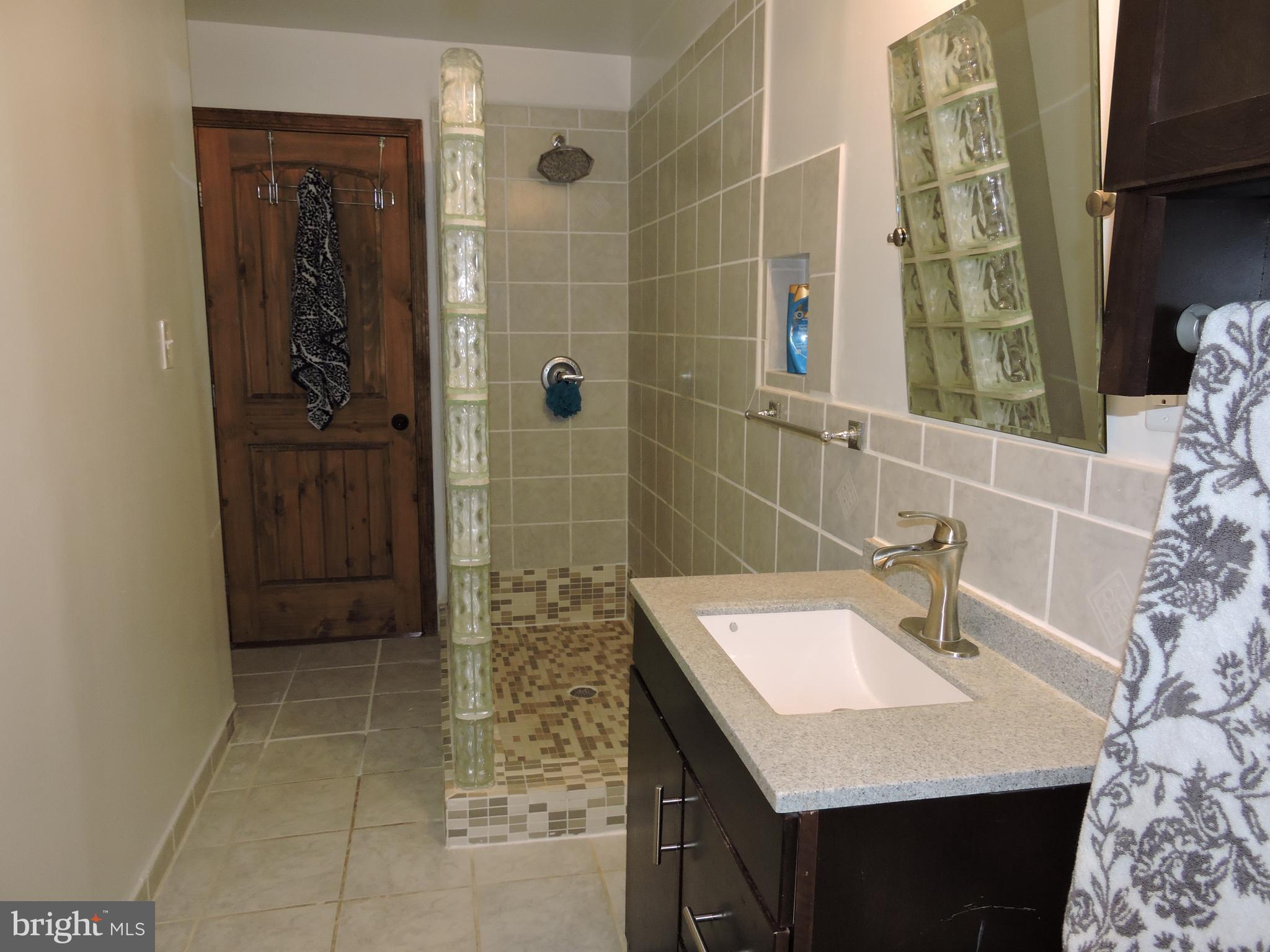 7609 Maple Road Baltimore, MD 21222 - Photo 18 of 41