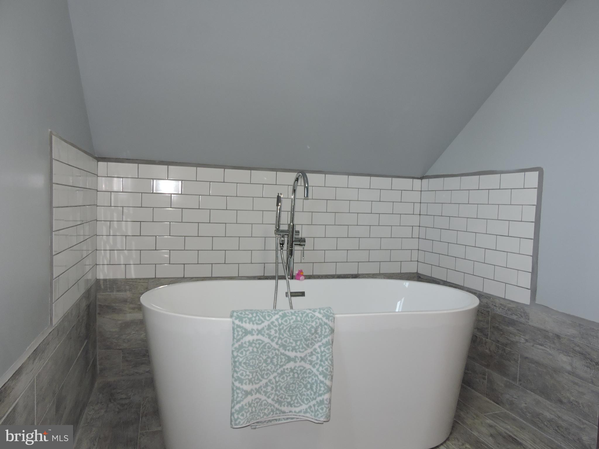 7609 Maple Road Baltimore, MD 21222 - Photo 26 of 41