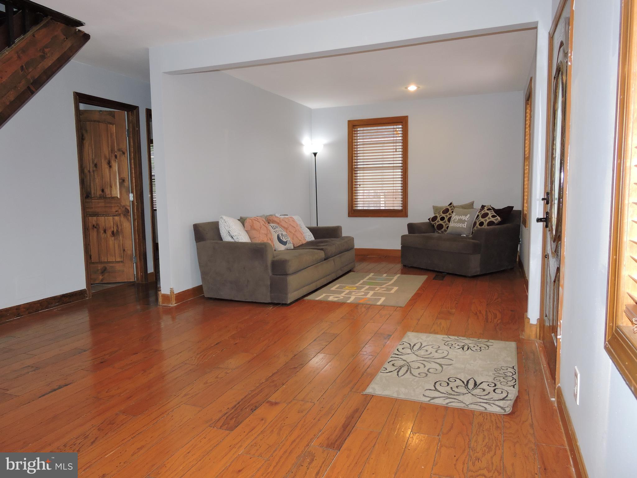 7609 Maple Road Baltimore, MD 21222 - Photo 4 of 41
