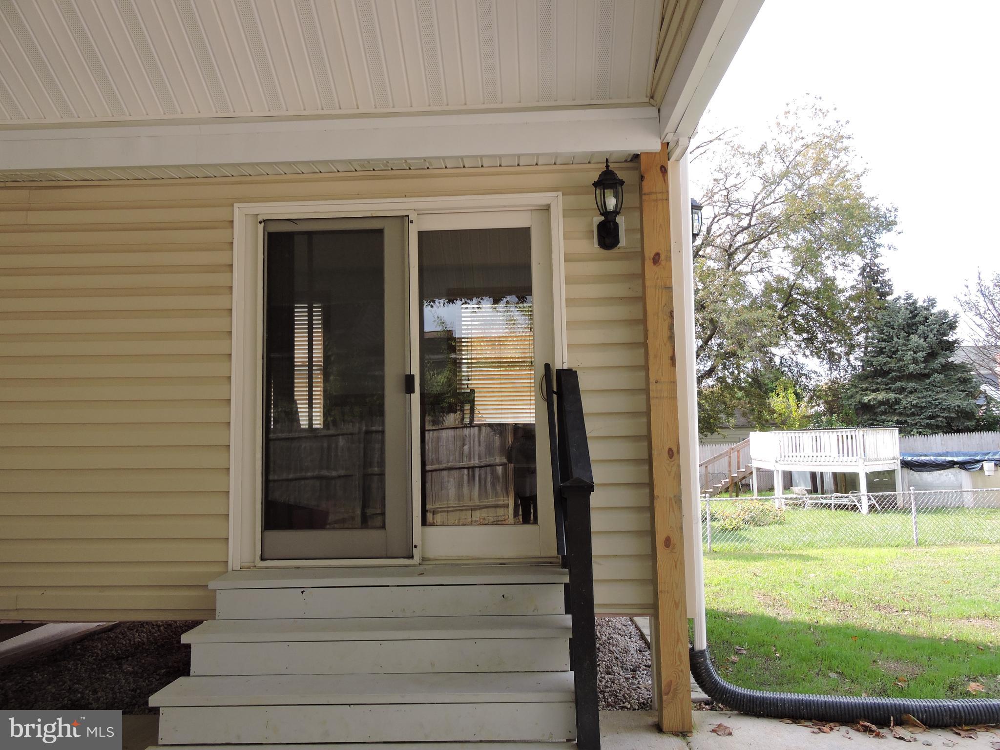 7609 Maple Road Baltimore, MD 21222 - Photo 36 of 41