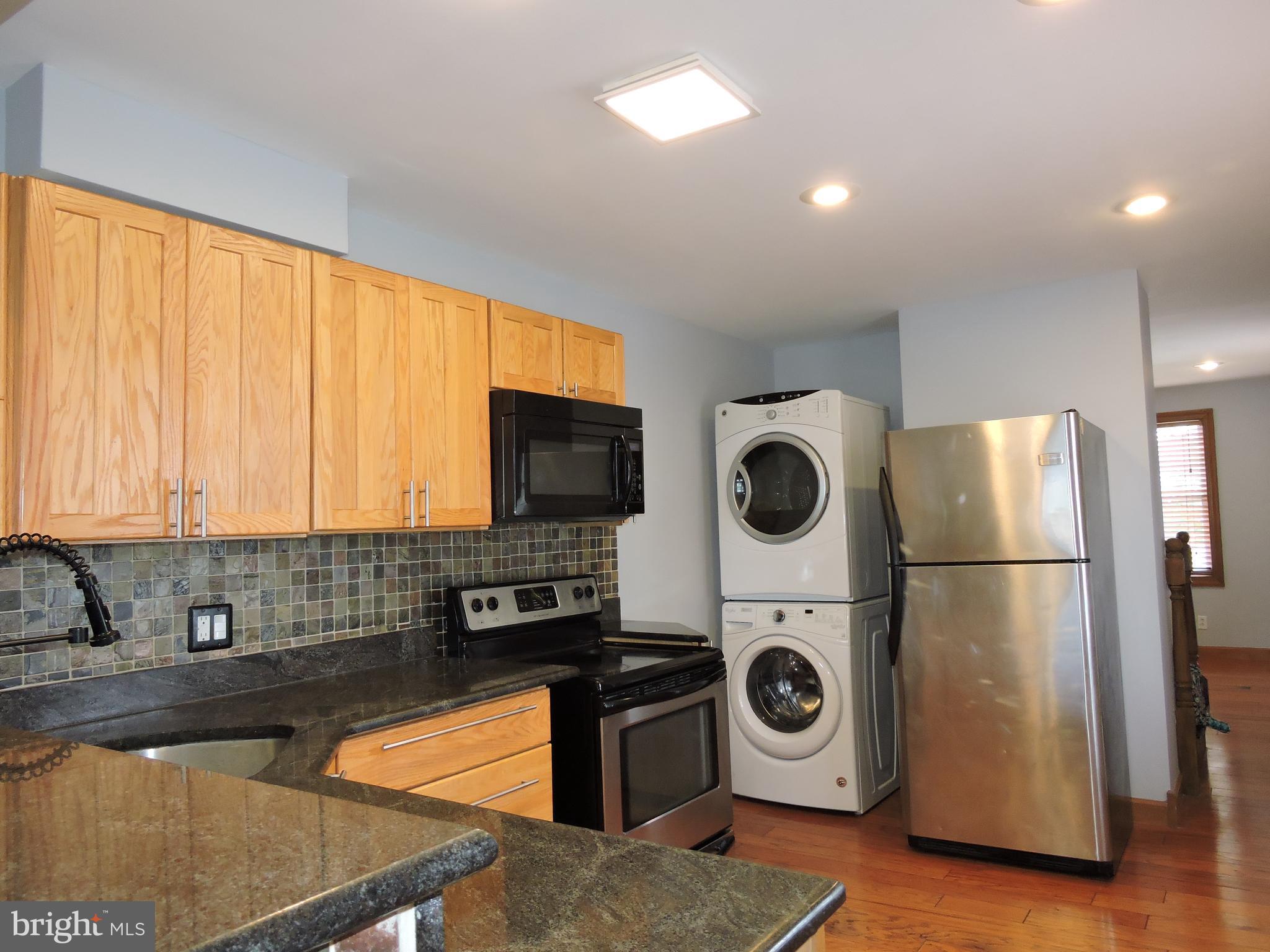7609 Maple Road Baltimore, MD 21222 - Photo 6 of 41