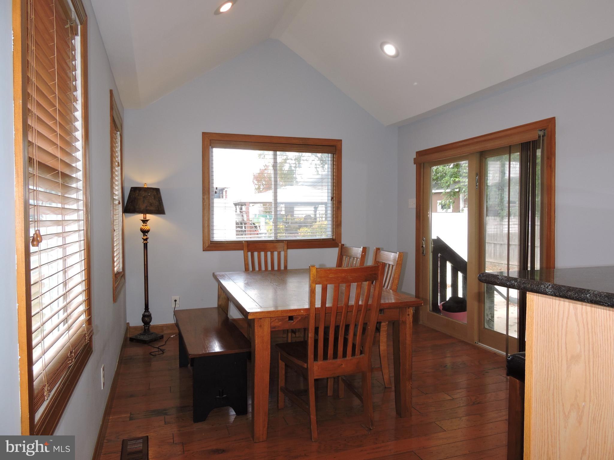 7609 Maple Road Baltimore, MD 21222 - Photo 9 of 41