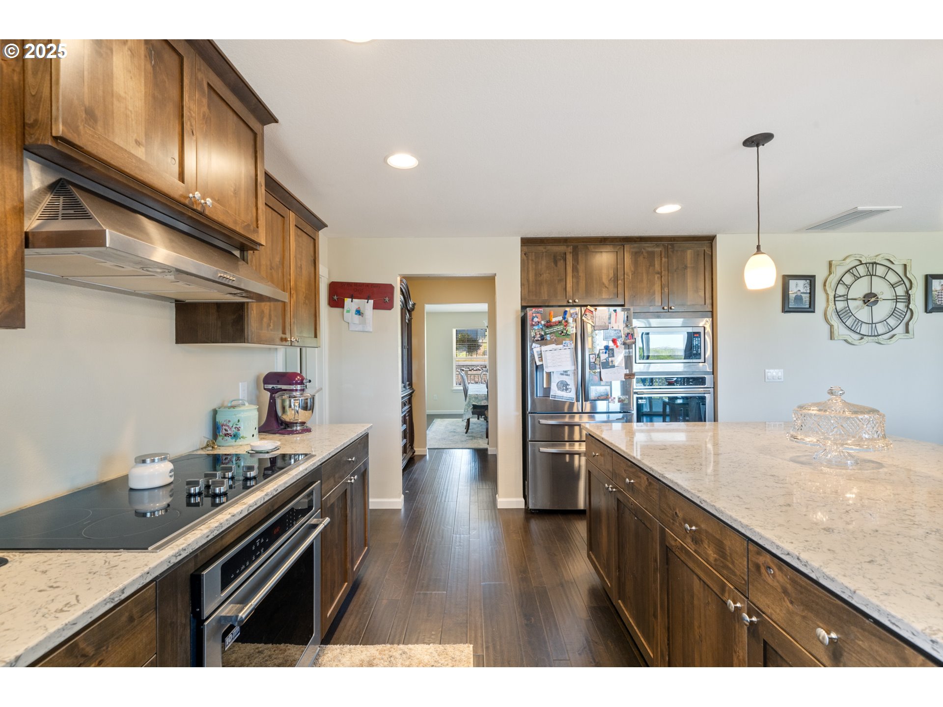 810 Marvin Lane Tillamook, OR 97141 - Photo 12 of 44 Pantry