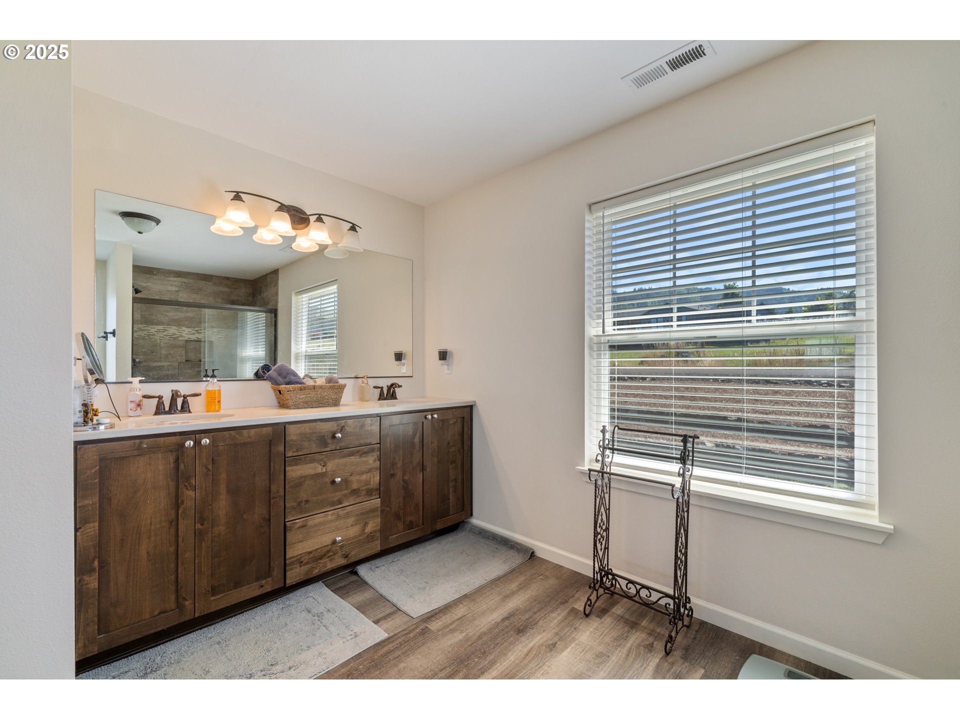 810 Marvin Lane Tillamook, OR 97141 - Photo 41 of 44