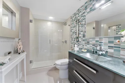 $1,000,000 | 2003 North Ocean Boulevard, Unit 1203, Boca Raton, FL 33431