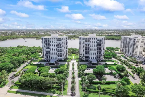 $1,000,000 | 2003 North Ocean Boulevard, Unit 1203, Boca Raton, FL 33431