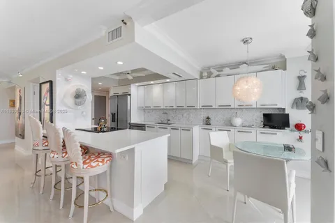 $1,000,000 | 2003 North Ocean Boulevard, Unit 1203, Boca Raton, FL 33431