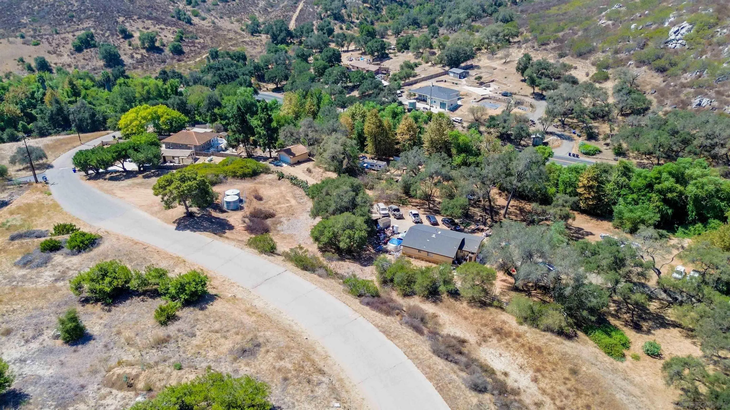 5710 Olive Hill Road Bonsall, CA 92003 - Photo 11 of 27 Gallery Image 11