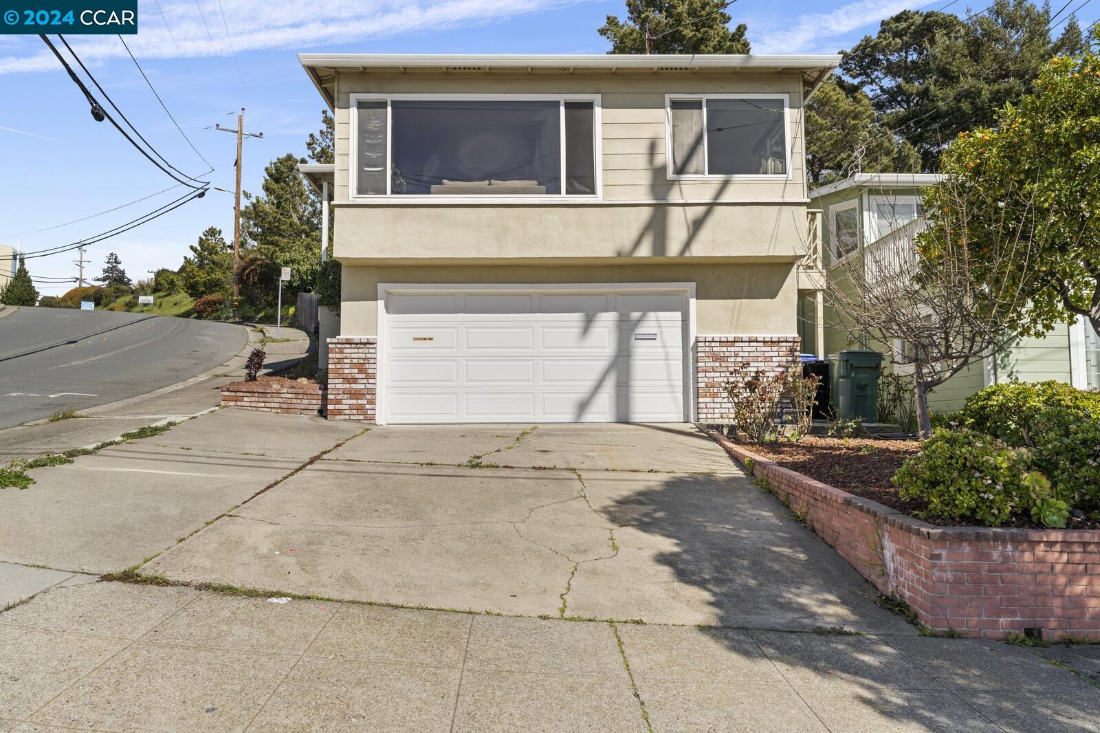Undisclosed Address Richmond, CA 94805 - Photo 4 of 47 front view of a house