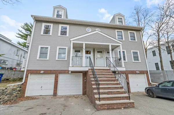 $799,900 | 48 Ash Avenue, Unit B, Somerville, MA 02145