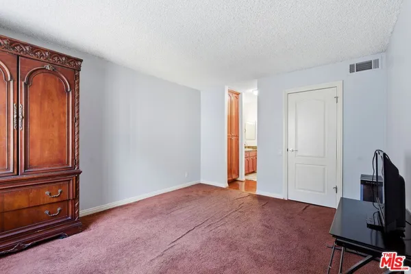 $299,999 | 5460 White Oak Avenue, Unit G217, Encino, CA 91316