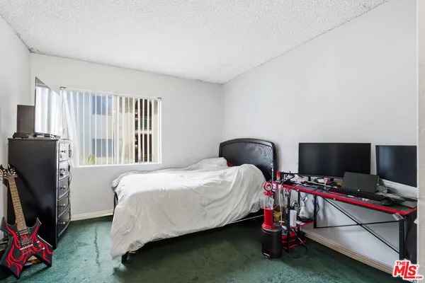 $299,999 | 5460 White Oak Avenue, Unit G217, Encino, CA 91316