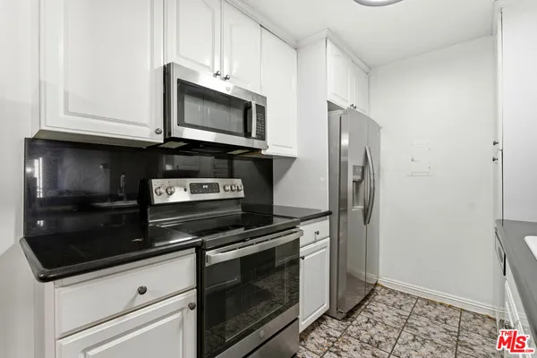 $299,999 | 5460 White Oak Avenue, Unit G217, Encino, CA 91316