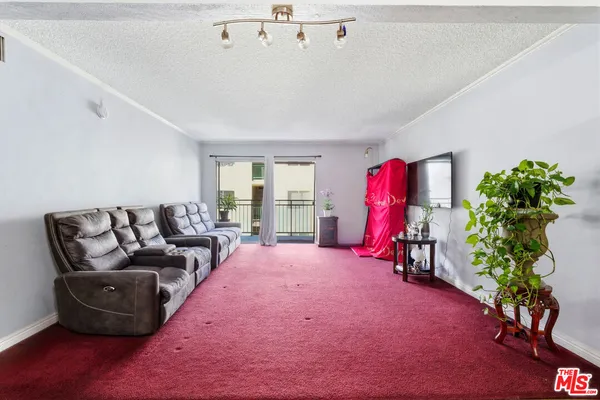 $299,999 | 5460 White Oak Avenue, Unit G217, Encino, CA 91316