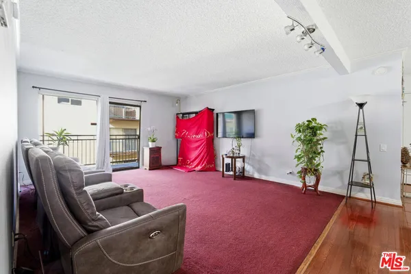 $299,999 | 5460 White Oak Avenue, Unit G217, Encino, CA 91316