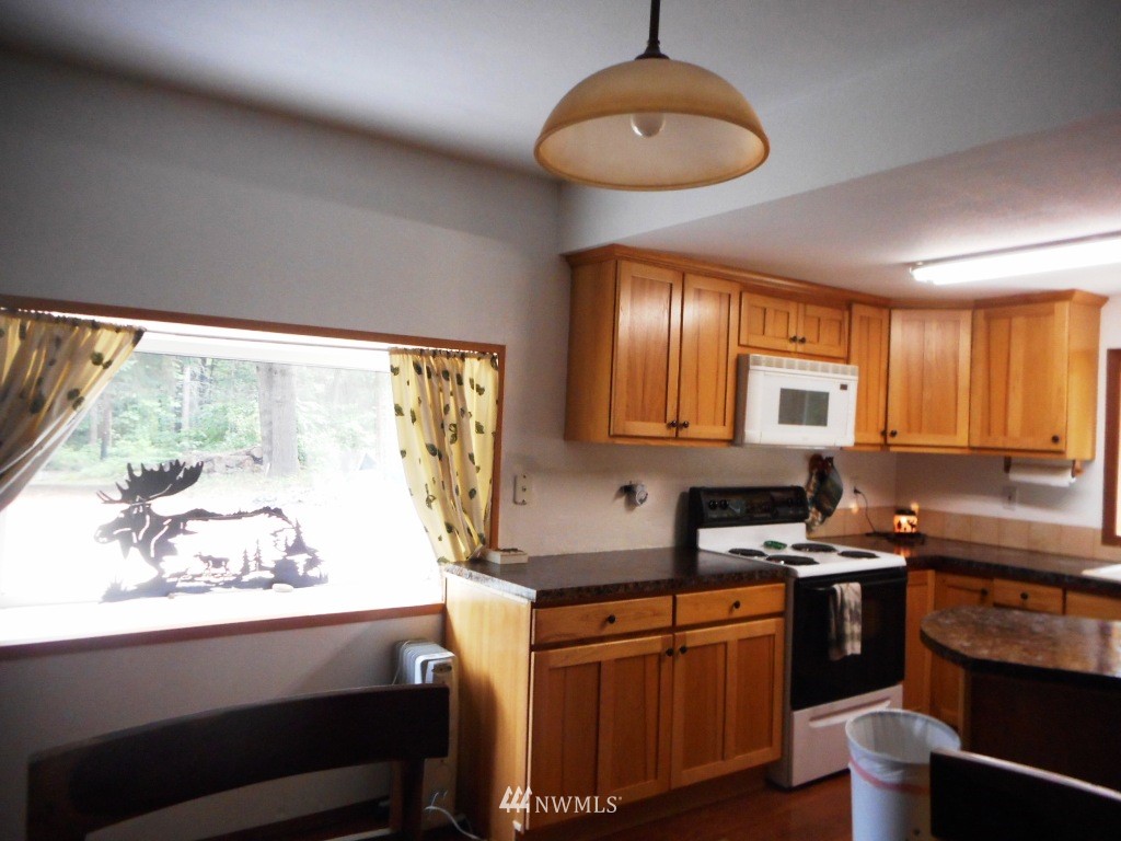 121 Morris Road Randle, WA 98377 - Photo 12 of 14 Gallery Image 12