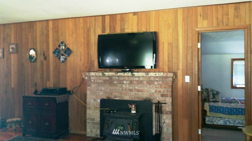 121 Morris Road Randle, WA 98377 - Photo 8 of 14 Gallery Image 8