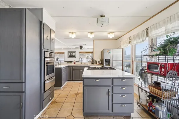 $250,000 | 16079 Yarnell Street, Unit C27, Sylmar, CA 91342