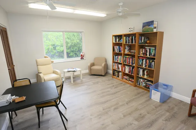 $169,999 | 1554 North 12th Court, Unit 11A, Hollywood, FL 33019