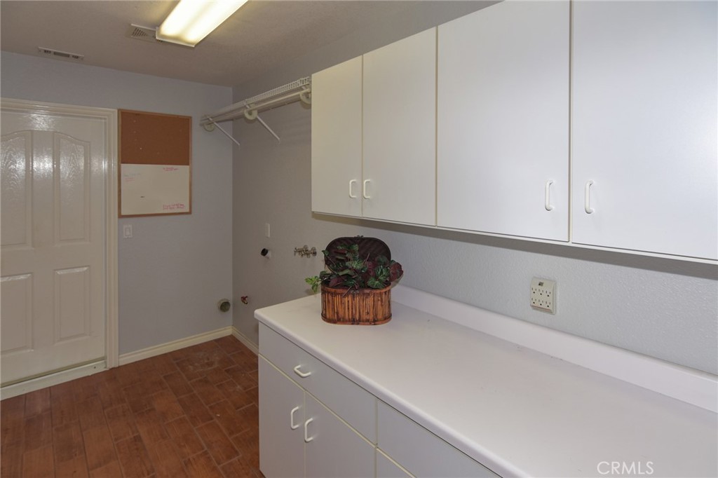20690 Rancherias Road Apple Valley, CA 92307 - Photo 45 of 69
