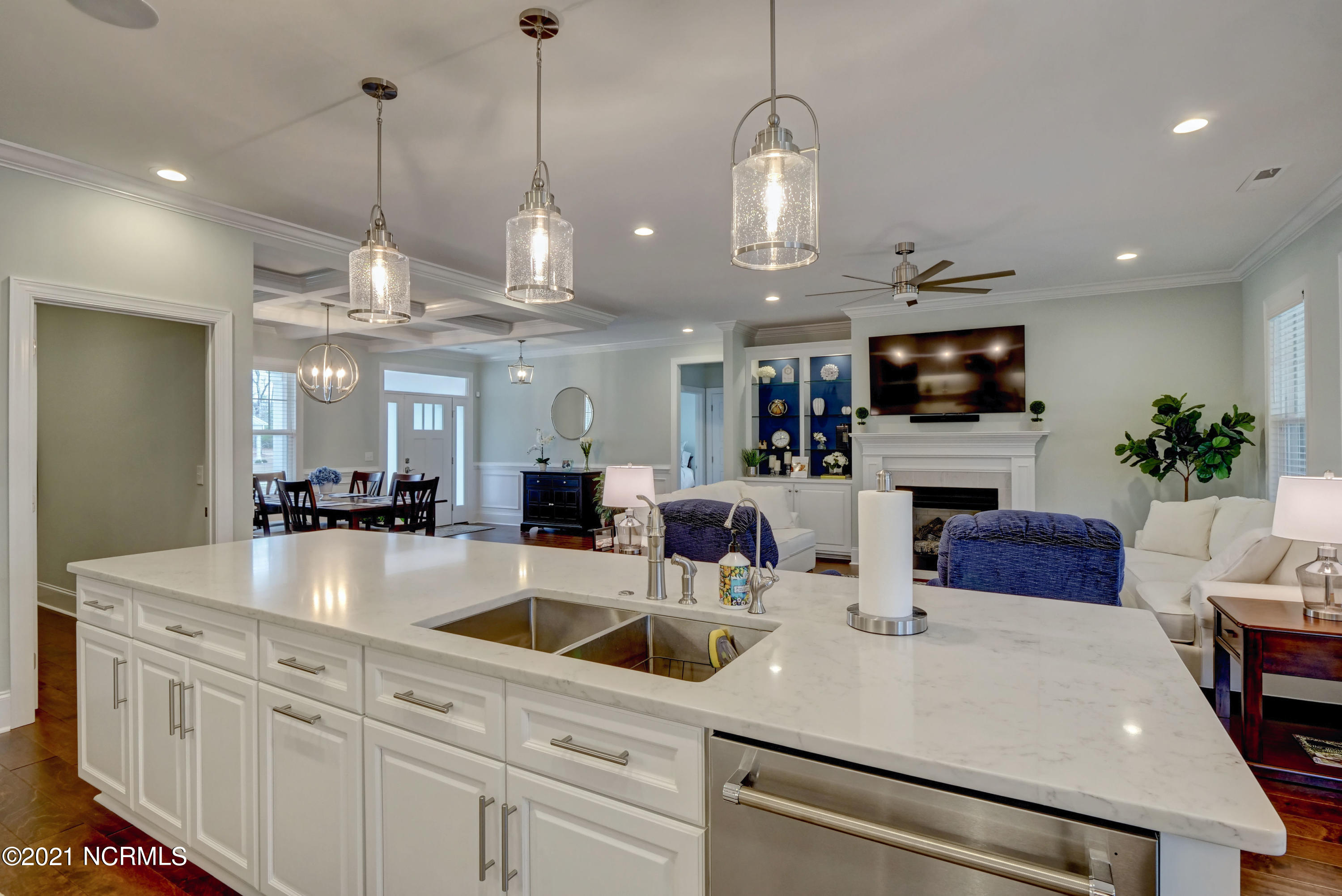 501 Crown Pointe Drive Hampstead, NC 28443 - Photo 13 of 32 013_p4655085_86_87_88_89_90_91