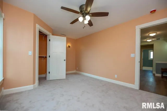 $369,000 | 22014 Highway 40, Edelstein, IL 61526