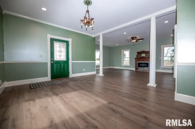 $369,000 | 22014 Highway 40, Edelstein, IL 61526