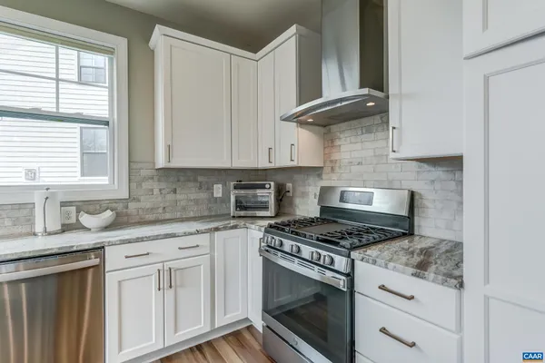 $895,000 | 330 Bishopgate Lane, Crozet, VA 22932