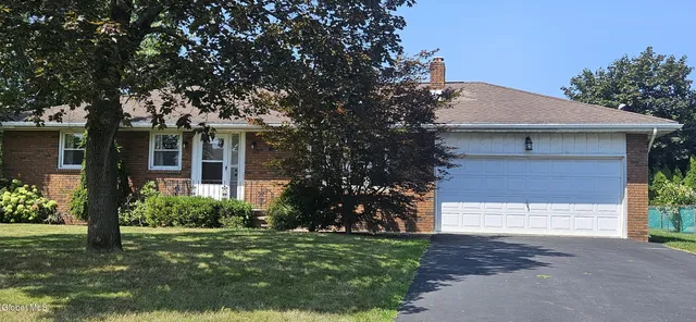 $449,777 | 25 Louise Drive, Colonie, NY 12110