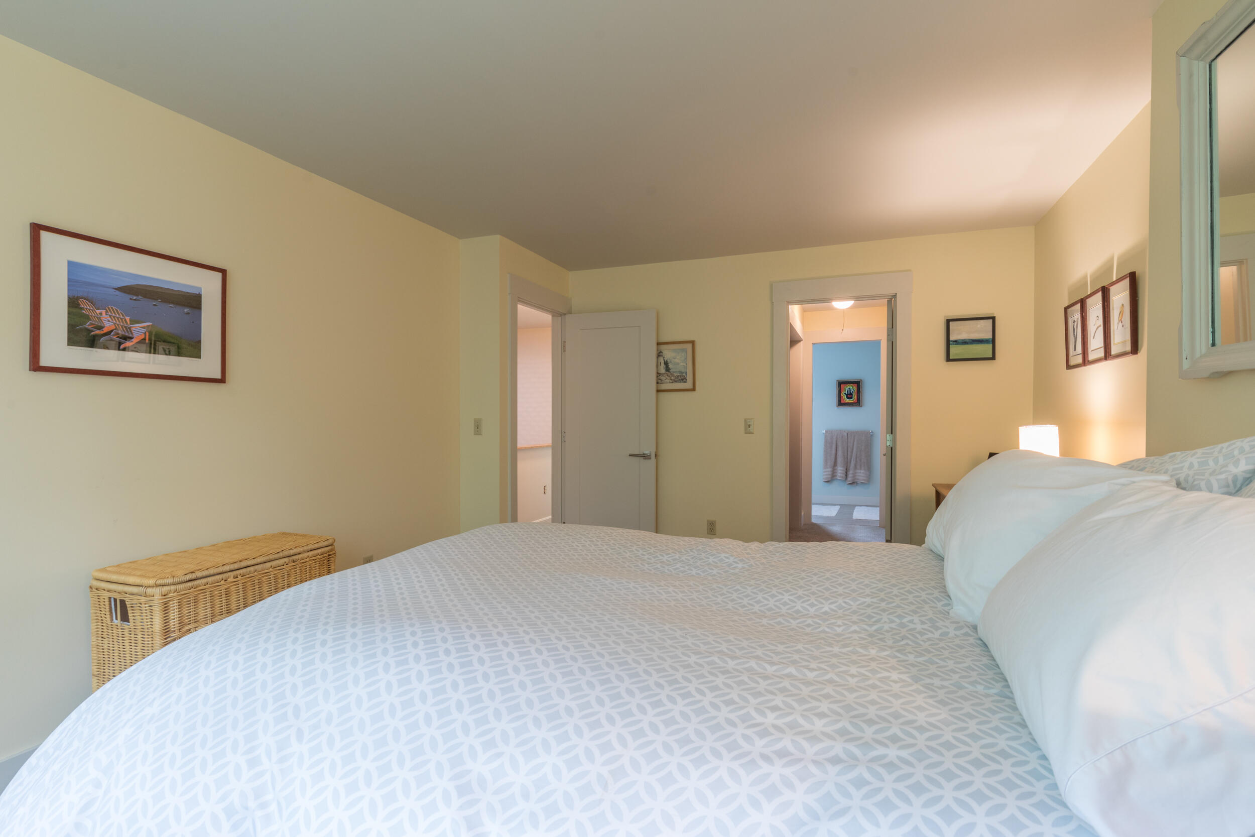 46 Foreside Common Road, Unit 46 Falmouth, ME 04105 - Photo 29 of 37 46_foreside_common_interior_web-34