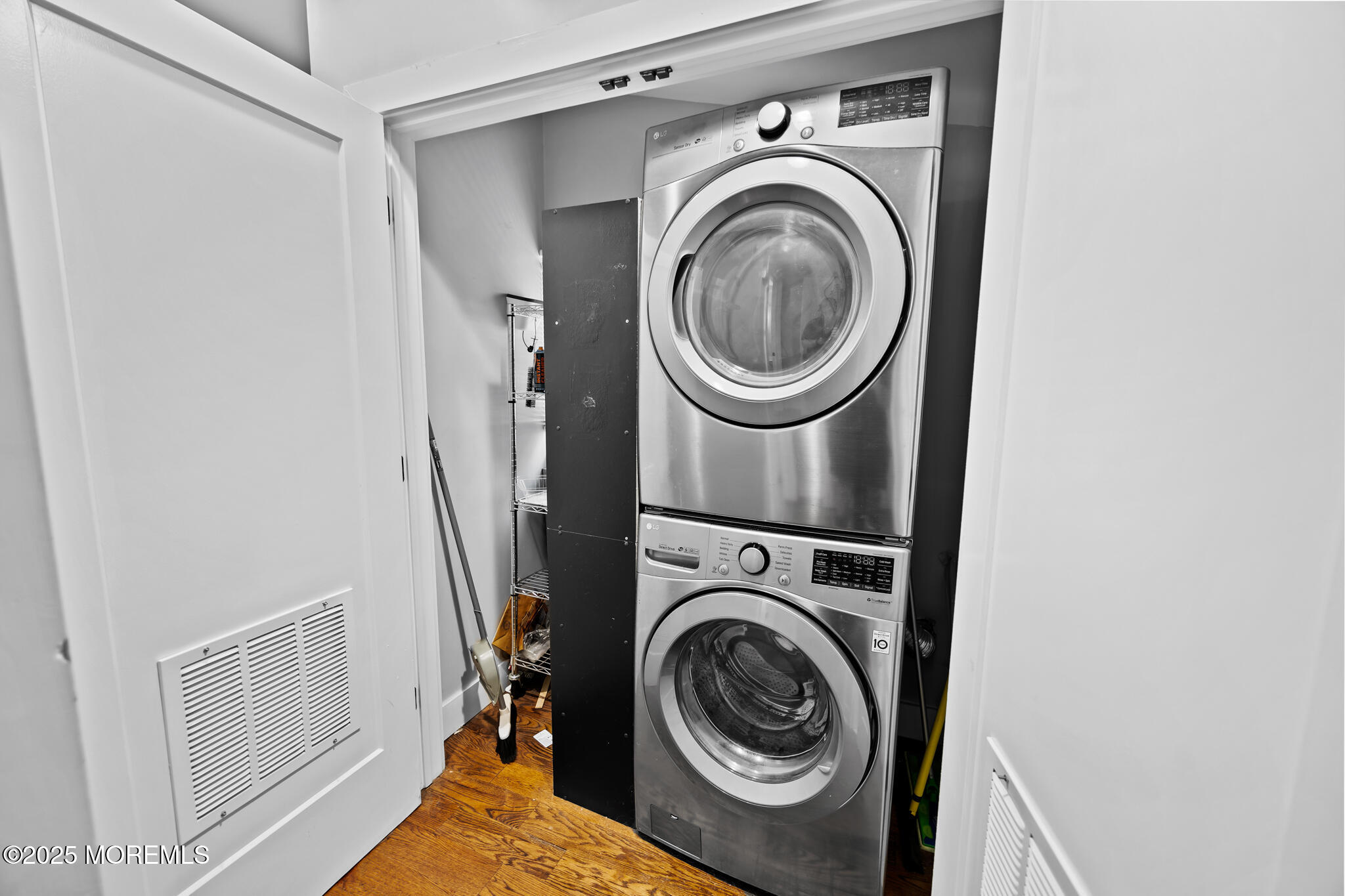 605 Ocean Gate Avenue Ocean Gate, NJ 08740 - Photo 25 of 45 a utility room with dryer and washer